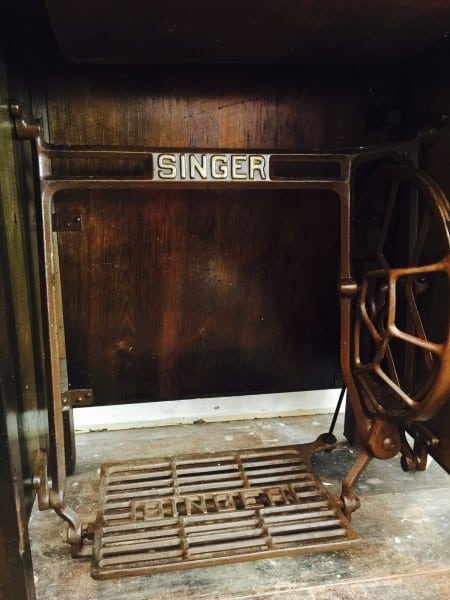 Singer 201K Treadle 1940 susie’s-scraps.com