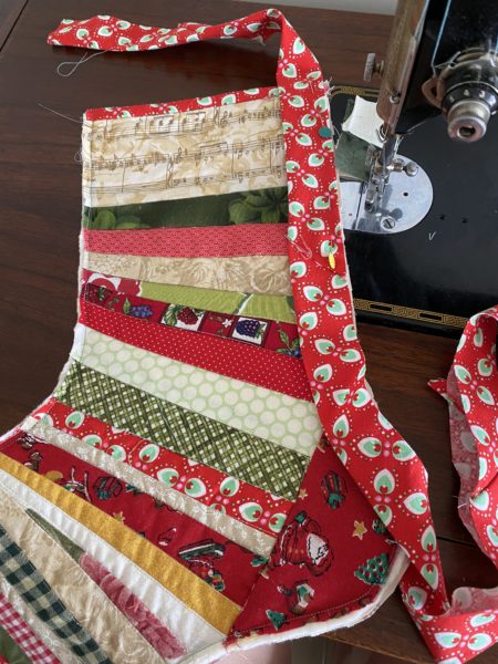 Quilted Christmas Scrappy String Stockings  susies-scraps.com