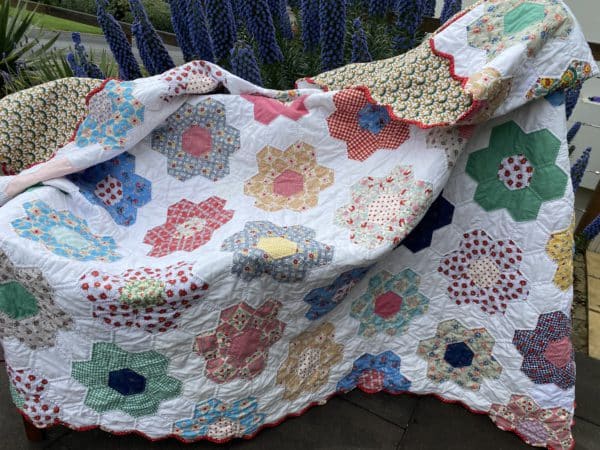 Bias Binding for Hexagon Quilt susies-scraps.com