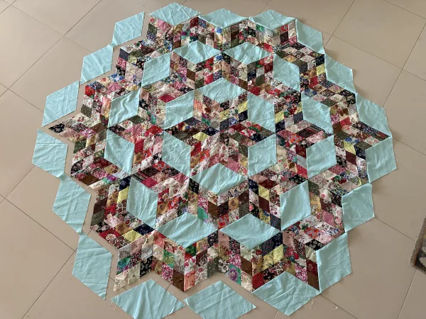 Scrappy Diamonds Kaleidoscope Beauty Star Medallion Quilt - Part 3 susies-scraps.com