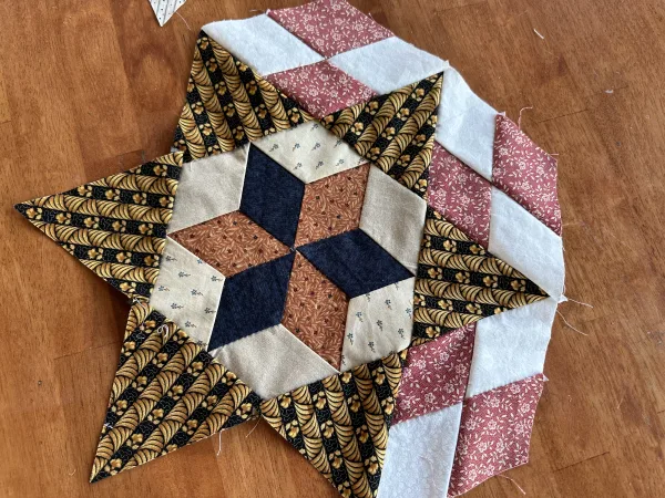 Hexagon Stars Quilt Antique Inspired - Part 4 Diamond Circles susies-scraps.com