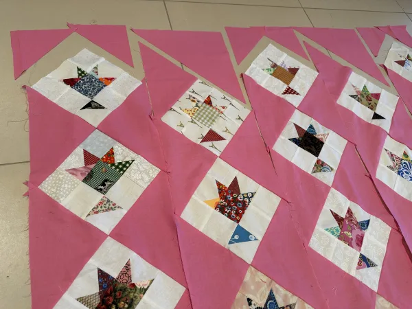Pink Strippy Baskets Quilt Antique Inspired Part 2 susies-scraps.com
