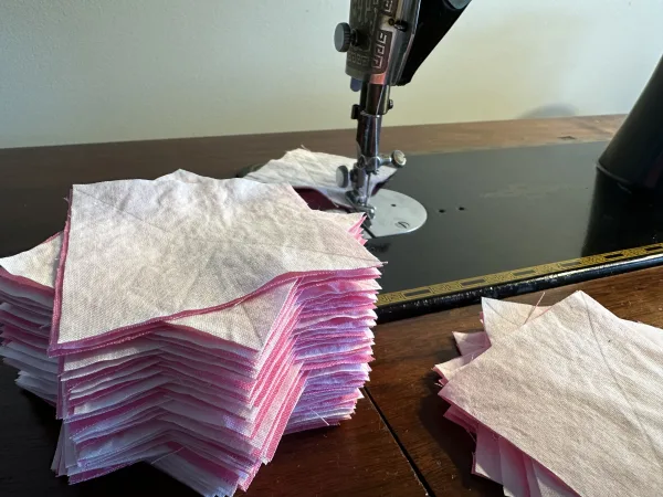 Pink Streak of Lightening Baskets Quilt and Pattern - Antique Inspired - Part 3 susies-scraps.com