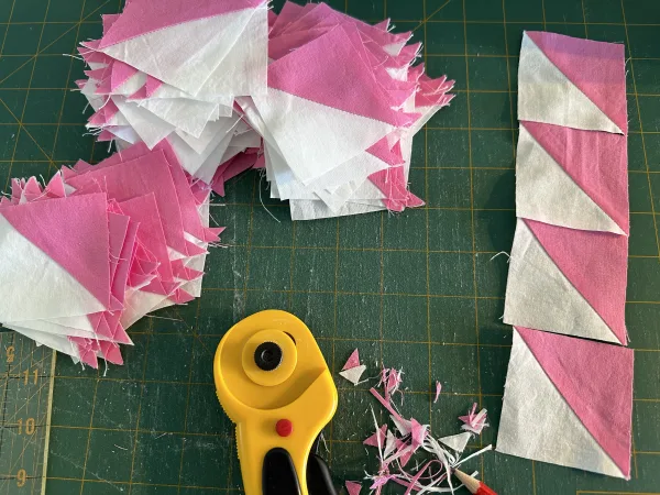 Pink Streak of Lightening Baskets Quilt and Pattern - Antique Inspired - Part 3 susies-scraps.com