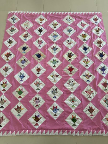 Pink Streak of Lightening Baskets Quilt and Pattern - Antique Inspired - Part 3 susies-scraps.com
