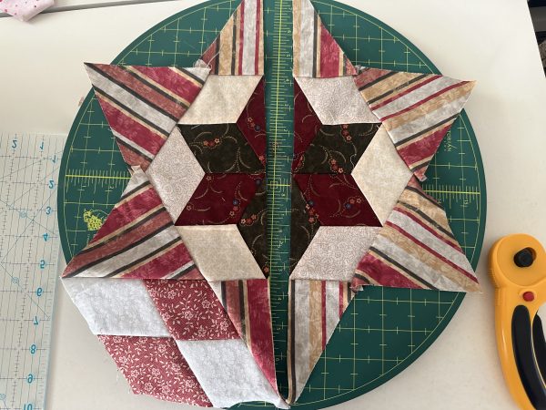 Hexagon Stars Diamond Circles Quilt - Part 5 Making the Rows susies-scraps.com