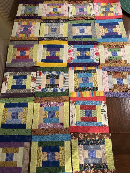 Quickstep Courthouse Steps Quilt susies-scraps.com