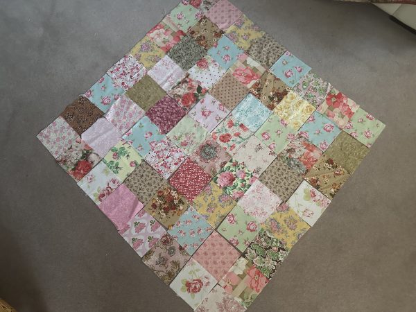 Mum's Garden Quilt susies-scraps.com