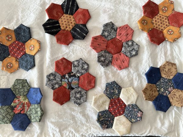 Hexagon Flowers Second Round susies-scraps.com